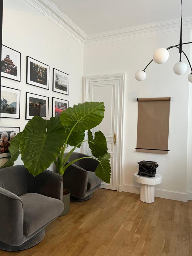 La Maison De Reina ทรัวส์ ภายนอก รูปภาพ